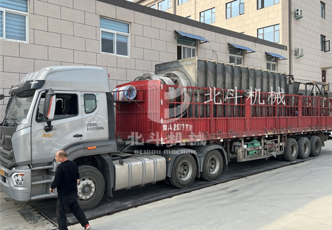 庆祝糖心VIOG官方网站机械棕榈壳糖心VLONG官方网站机装车完毕顺利发往海南