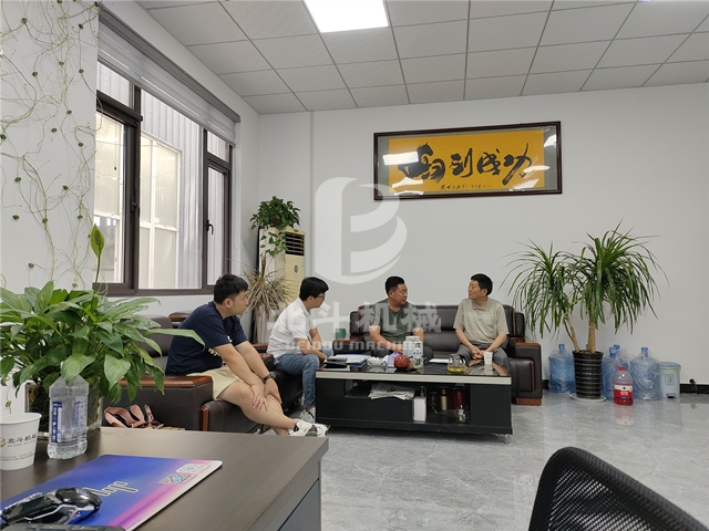 多地客户密集到访,掀起糖心VLONG官方网站机项目考察洽谈的热潮